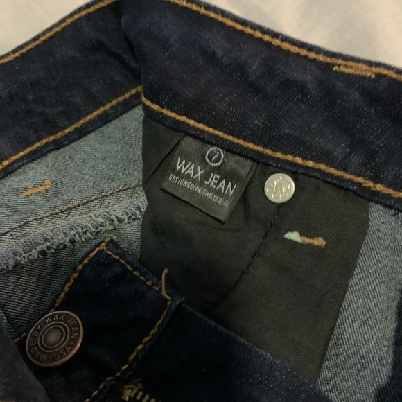 Jeans - Picture 3 of 3